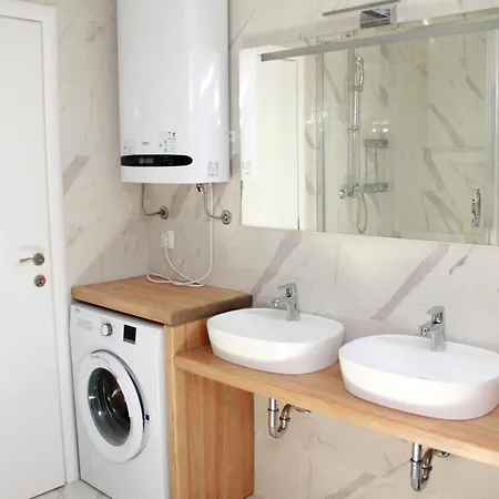 Sara Betina (Sibenik-Knin)