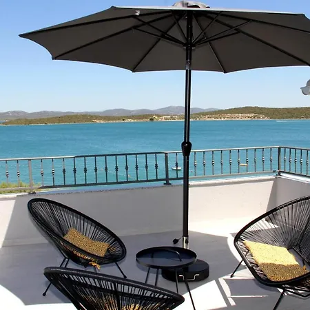 Sara Betina (Sibenik-Knin)