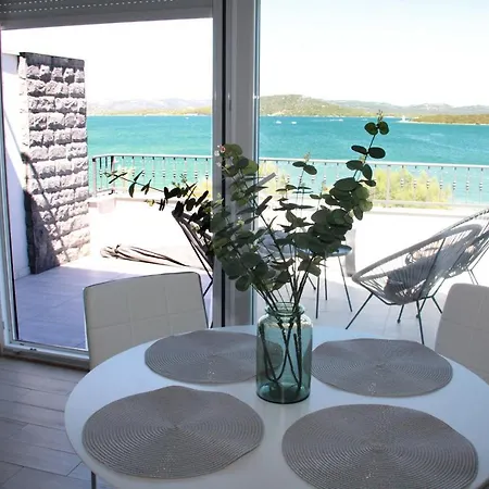Apartment Sara Betina (Sibenik-Knin)